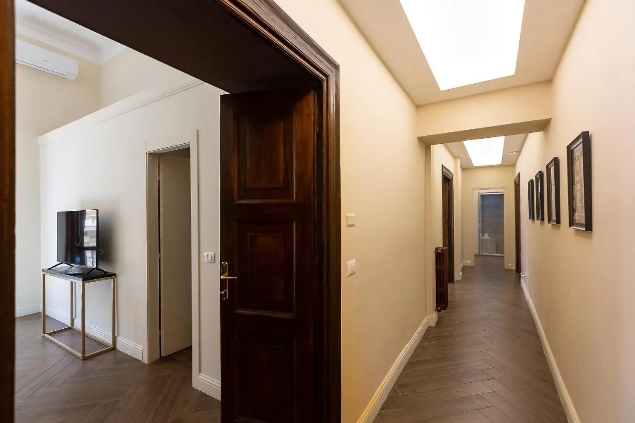 Spa Apartment Via Barberini Rome 0*,  Italy