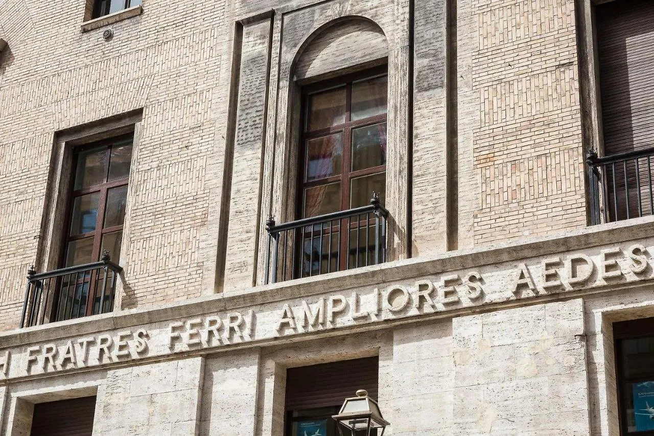 Spa Apartment Via Barberini Rome