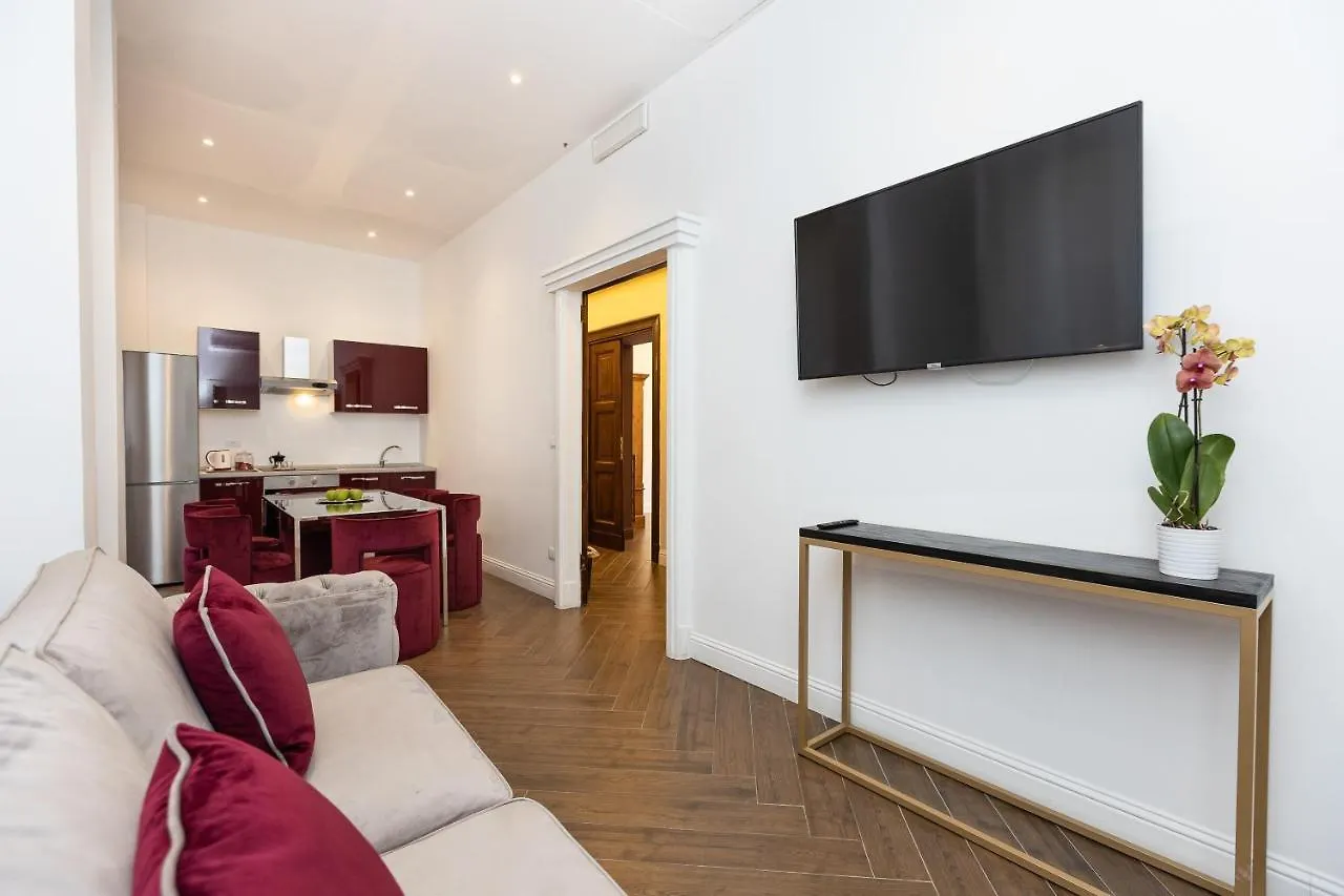 Spa Apartment Via Barberini Rome