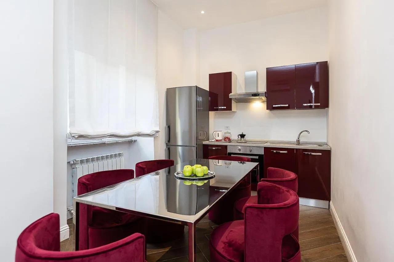 Spa Apartment Via Barberini Rome