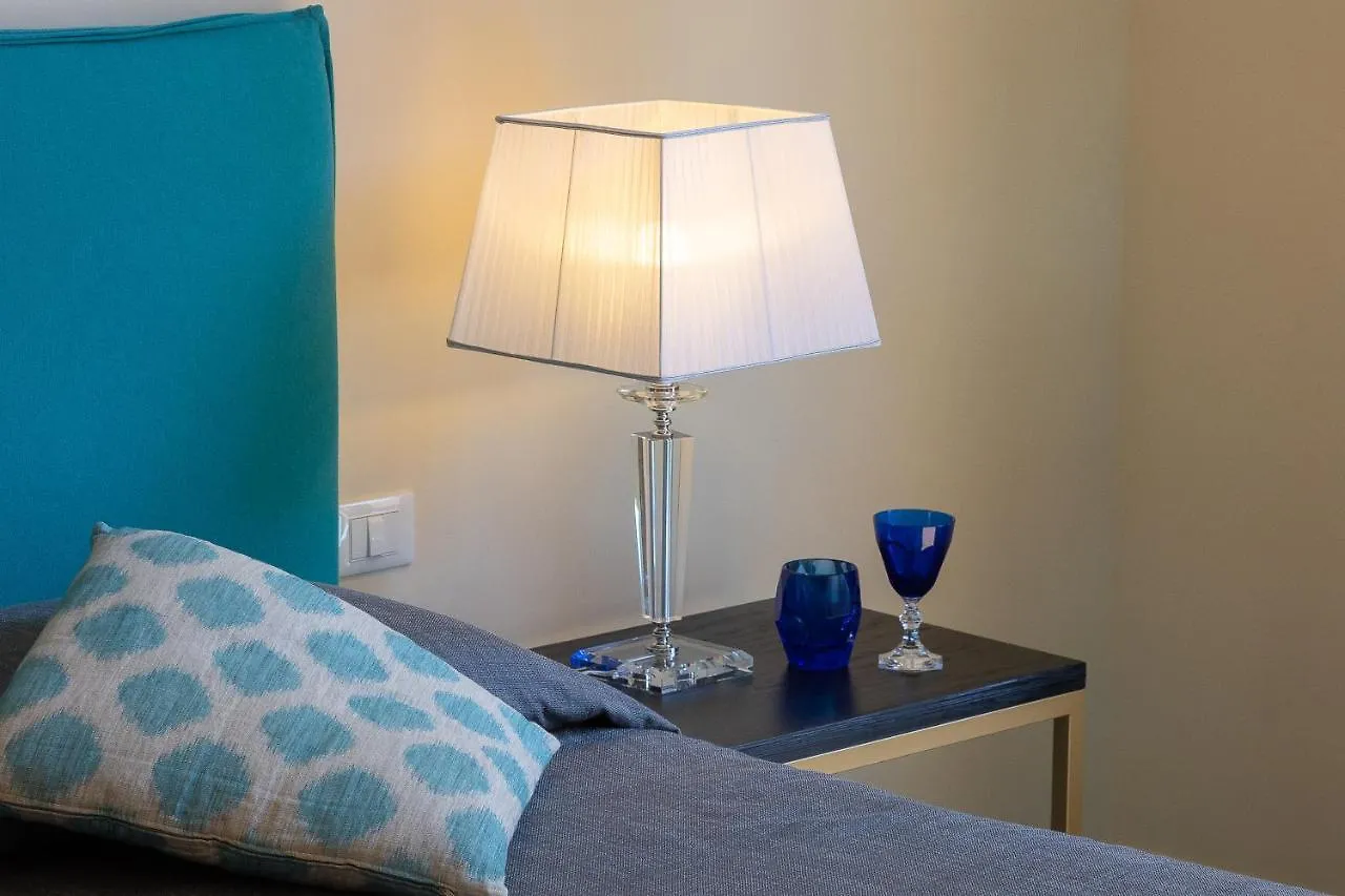 Spa Apartment Via Barberini Rome
