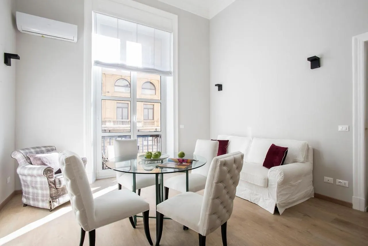 Spa Apartment Via Barberini Rome